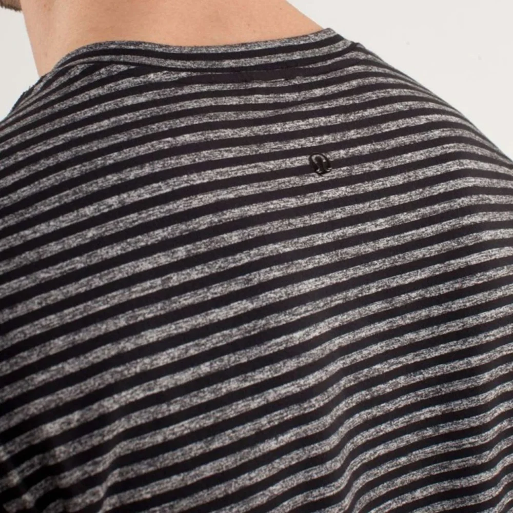 Lululemon Speed Long Sleeve - Picture 5 of 13